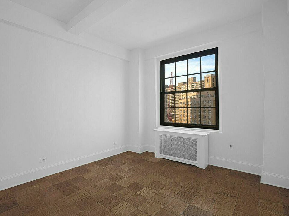 1st image of 160 W 71st St APT 12P