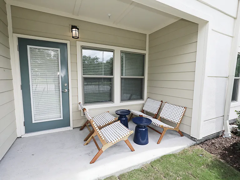 Relax outdoors without leaving home