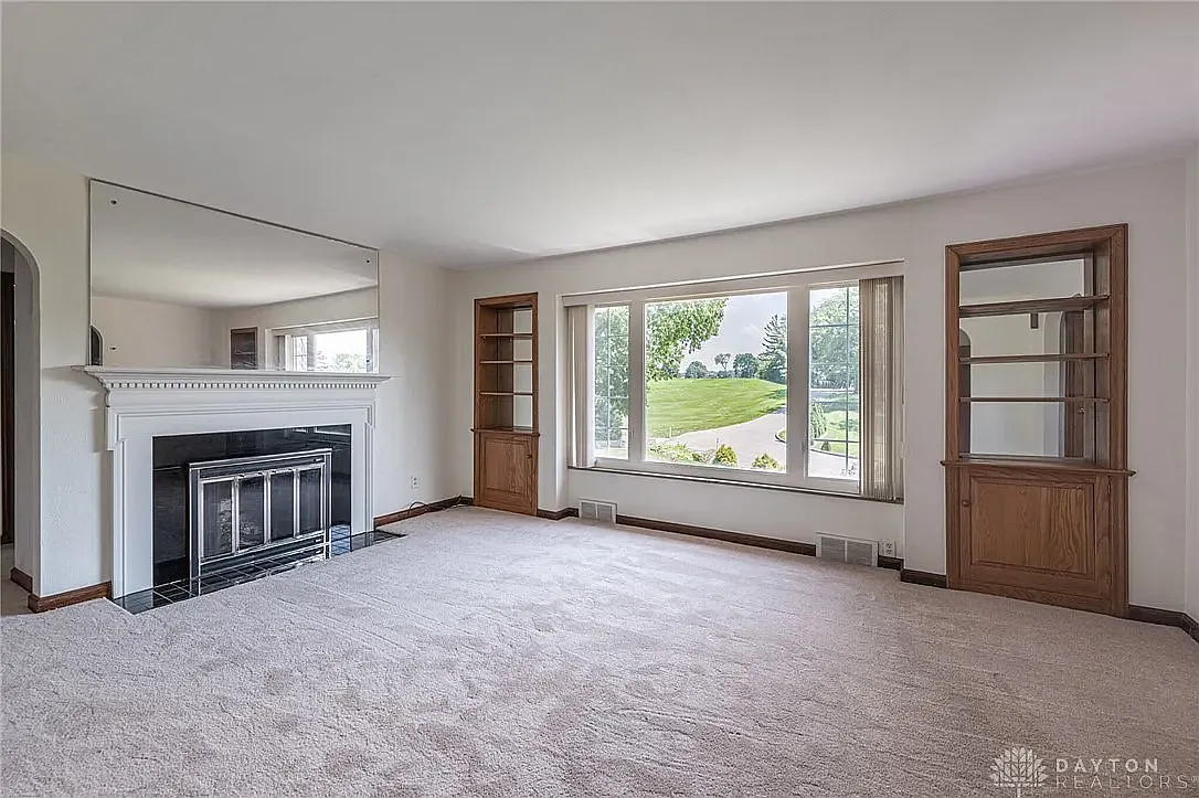 2 bed, 2000 sqft, $1,650 — Photo 2