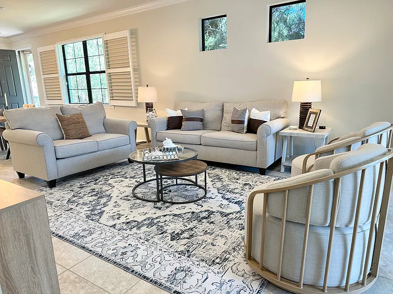 Live Oak Dr — Photo 21
