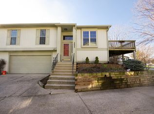 2805 Lakeshire Ln, Indianapolis, IN 46268