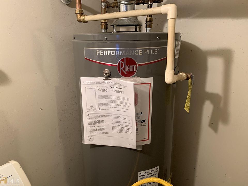 2nd image of 245 Pam Ln