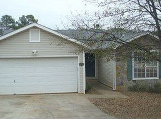 383 Autumn Lake Dr, McDonough, GA 30253