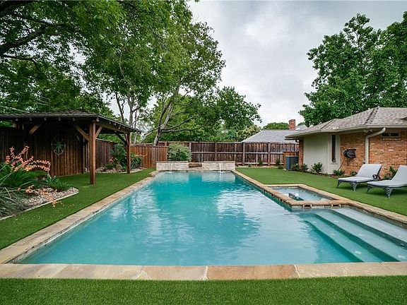 3rd image of 6729 Regalbluff Dr