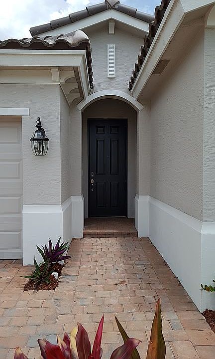 1st image of 1798 Berkshire Cir SW