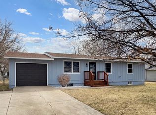 765 S Cleveland Ave, Colby, KS 67701