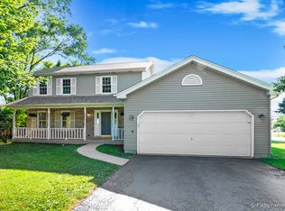 23 Crystal Lake Rd, Lake In The Hills, IL 60156