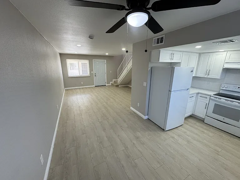 3610 Cecile Ave #B — Photo 6