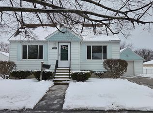 2108 Tackle St, Essexville, MI