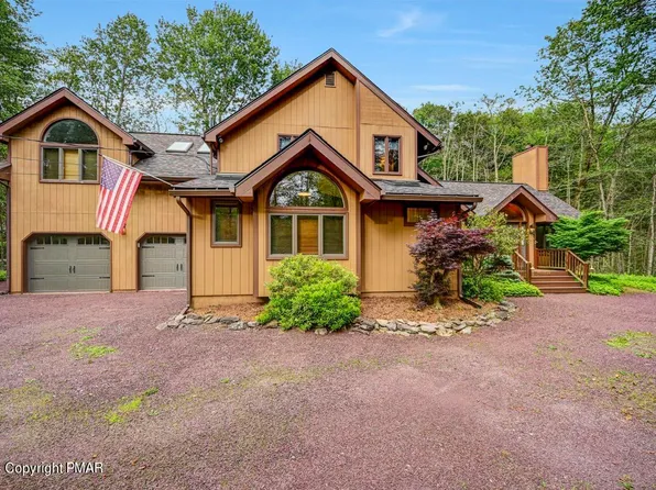 30 Brook Trout Trl, Pocono Pines, PA 18350
