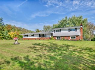 1340 S County Line Rd, Geneva, OH 44041