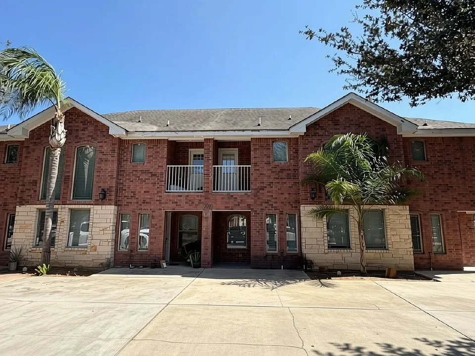 103 S 48th Ln #3