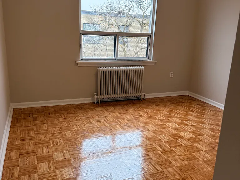 2340 Park Towers Ave — Photo 11