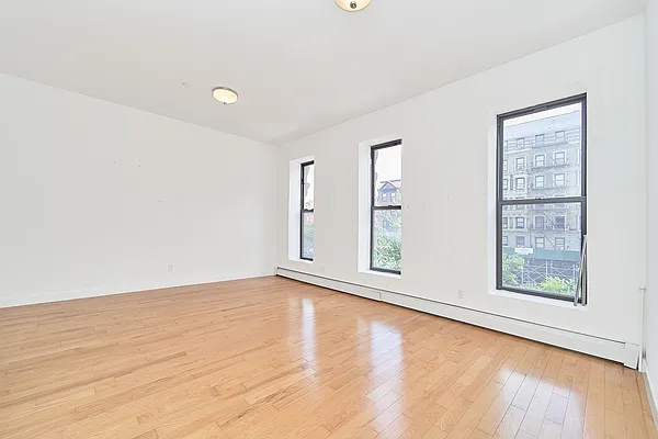 Rented by Compass | media 5