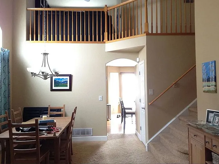 4390 Nelson Dr — Photo 2