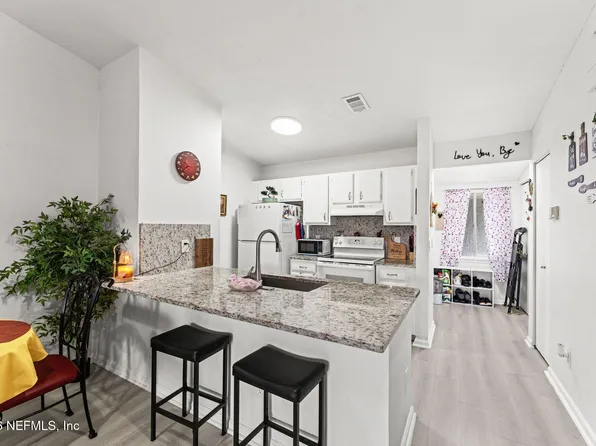 3270 RICKY Drive #1302, Jacksonville, FL 32223