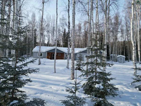 685 Kentshire Dr, Fairbanks, AK 99709