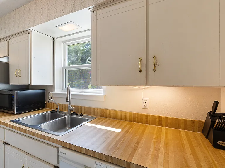 4765 Stallcup Dr — Photo 11