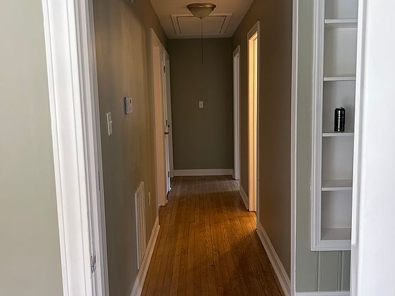 5th image of 202 Brook Forest Dr