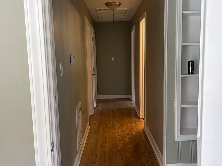 202 Brook Forest Dr — Photo 5
