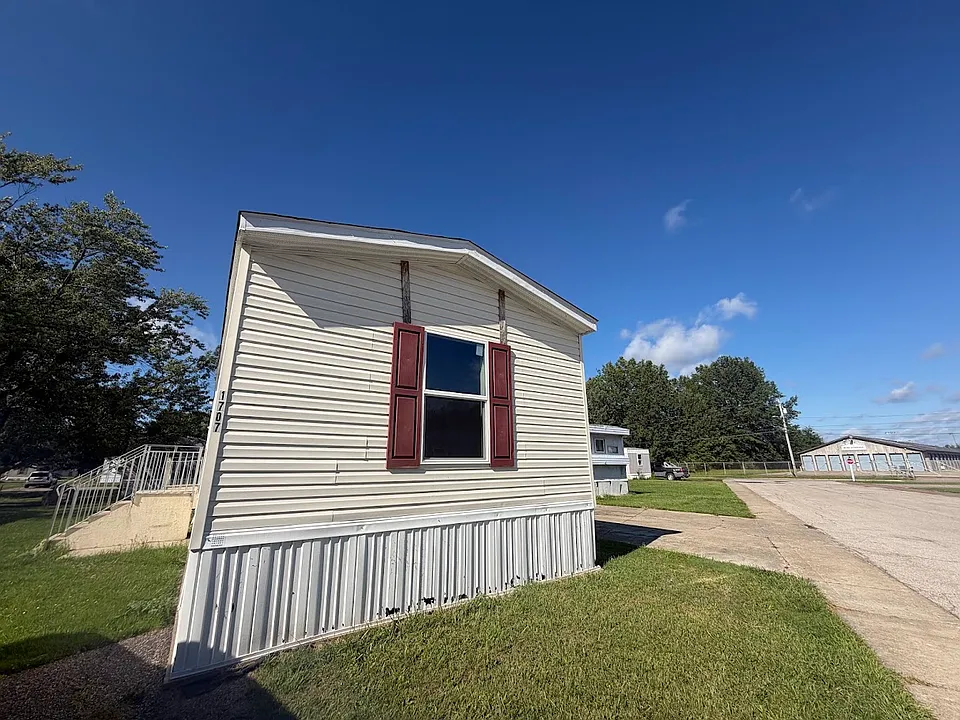 1707 Robin Cir #70