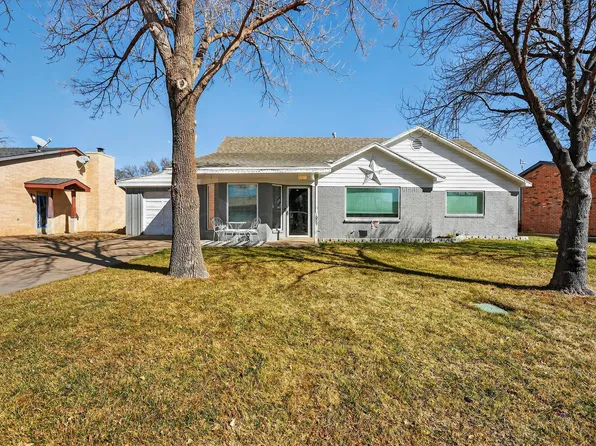 1009 Cherry Ave, Dalhart, TX 79022