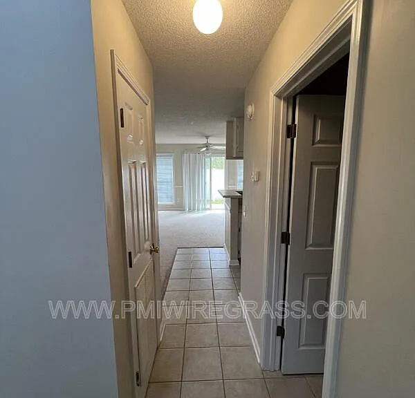 177 N Springview Dr — Photo 26