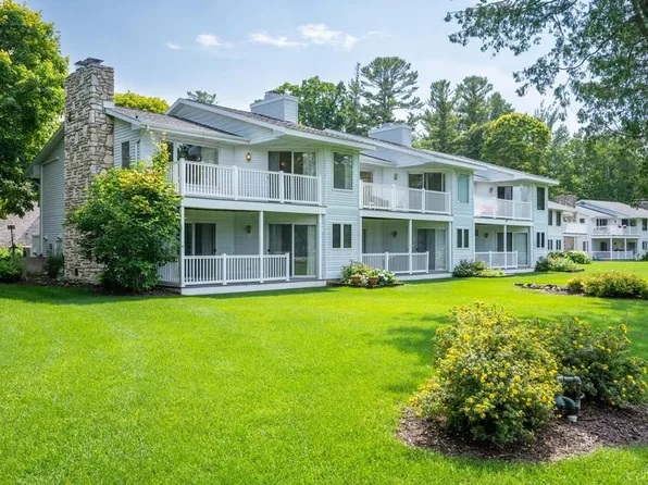 9817 Brookside Ln #7, Ephraim, WI 54211