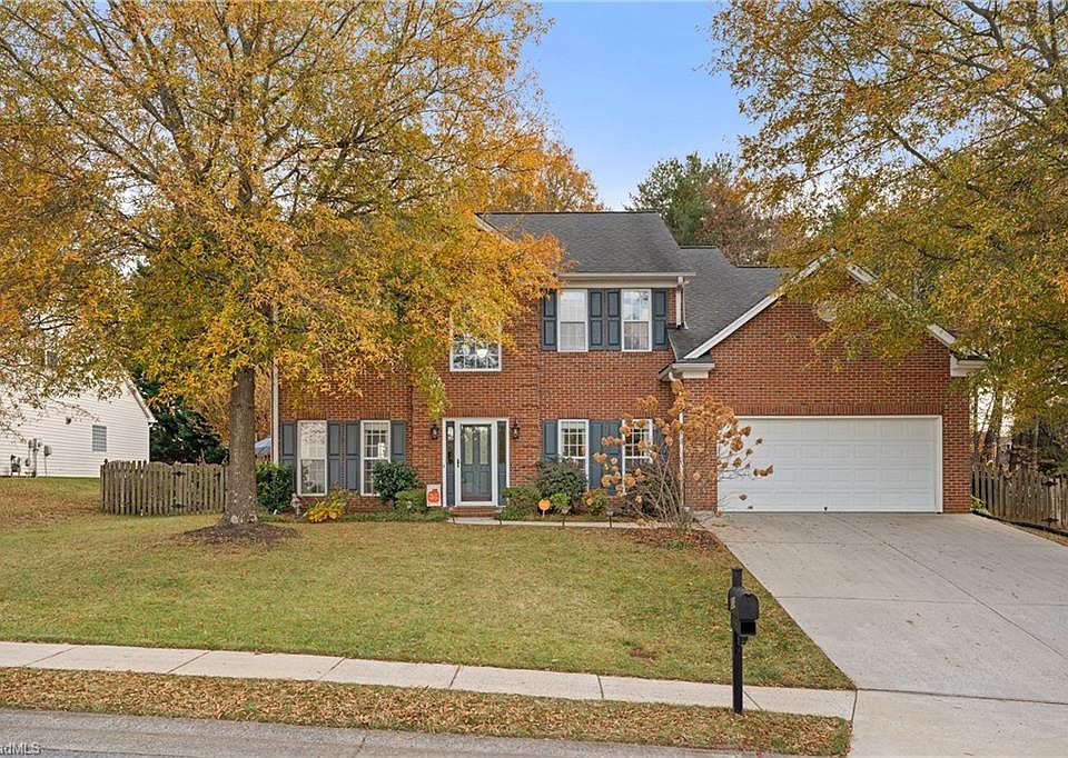 1st image of 824 Gehring Dr