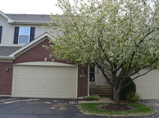 2308 Stonegate Rd, Algonquin, IL 60102