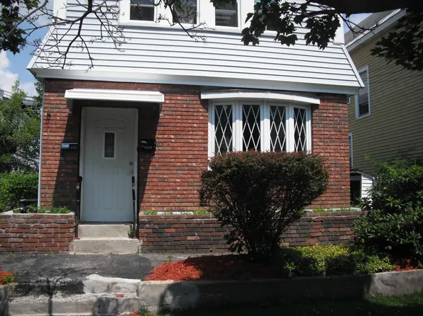 1087 Cutler St, Schenectady, NY 12303