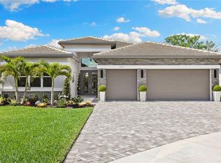 12097 Eucalyptus WAY, NAPLES, FL 34120