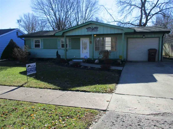 2357 E Eaton Dr, Terre Haute, IN 47802