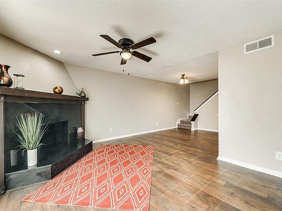 2nd image of 7640 W Greenway Blvd APT 6M