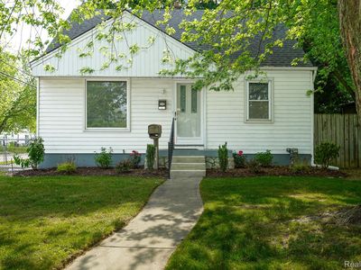 26340 Chippendale St, Roseville, MI, 48066