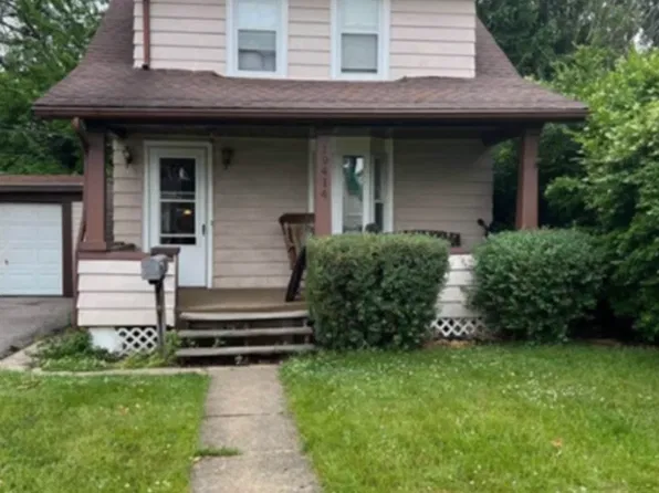 19414 Shoreland Ave, Rocky River, OH 44116