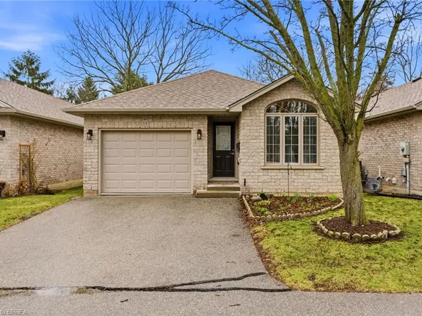 73 Morton Ave #11, Brantford, ON N3R 2N7