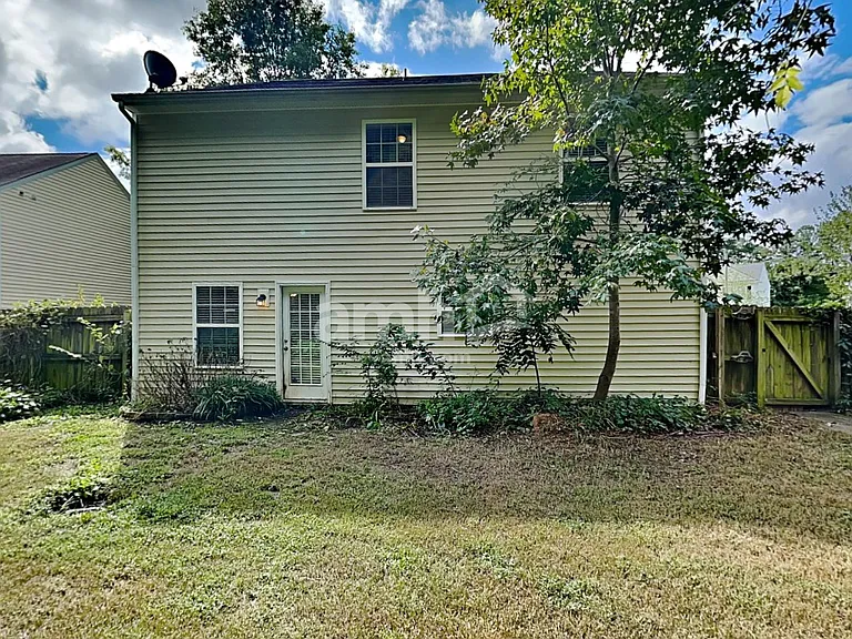 1302 River Rock Dr — Photo 21