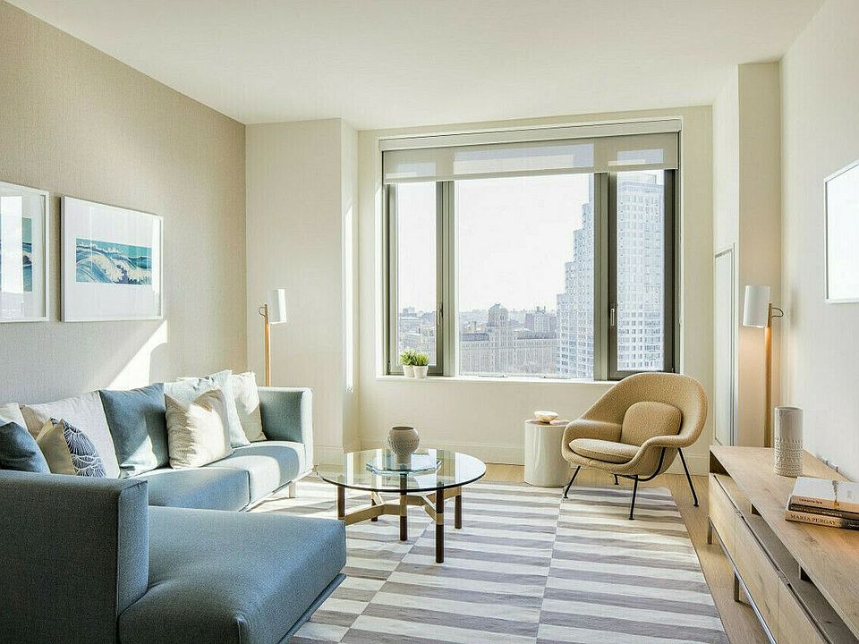 1st image of 10 City Pt APT 23G