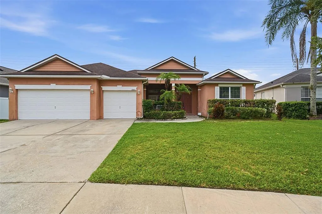 4 bed, 3.0 bath, 2778 sqft, $3,495 — Photo 1