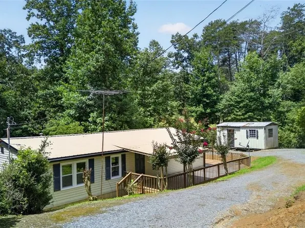 67 Vick Dr, Ellijay, GA 30540