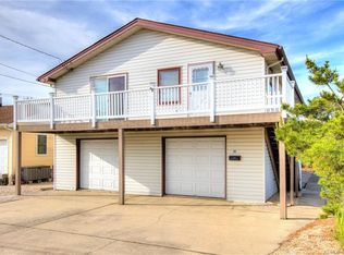 111 W 14th St, Ship Bottom, NJ 08008