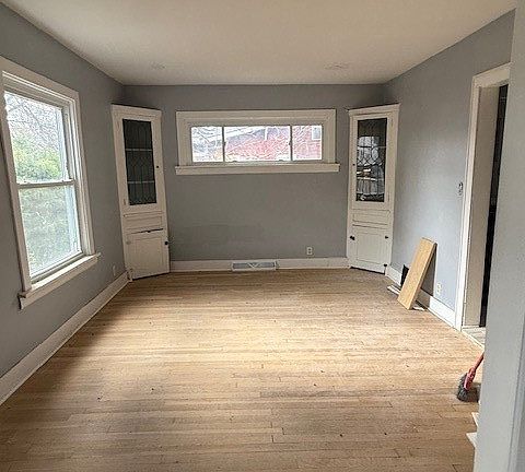 5th image of 4009 Rosemond Rd