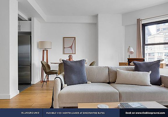 3rd image of 279 E 44th St APT 21D