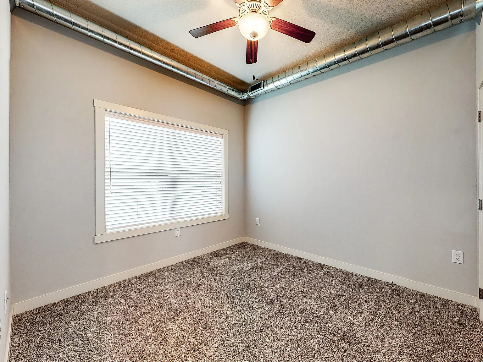 Uptown Lofts — Photo 4