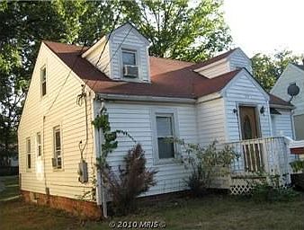3rd image of 219 Elizabeth Ave
