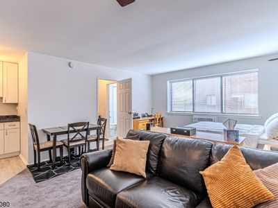 218 Broad St #2B, Bloomfield, NJ, 07003