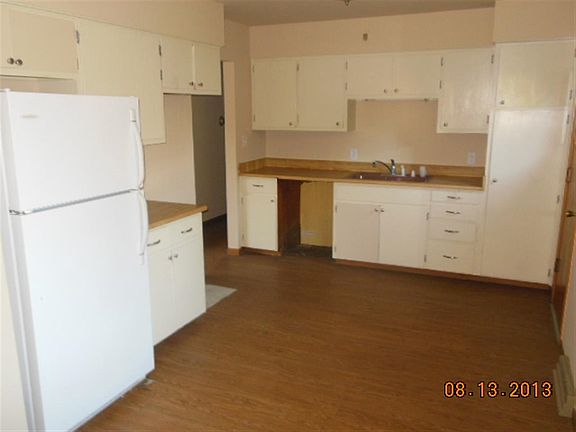 3rd image of 1907 Purvis Ave