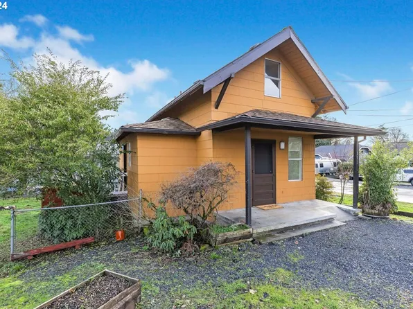 871 Deer Island Rd, Saint Helens, OR 97053