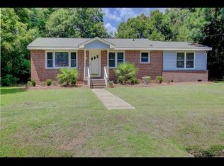 1047 Windward Rd, Charleston, SC 29412